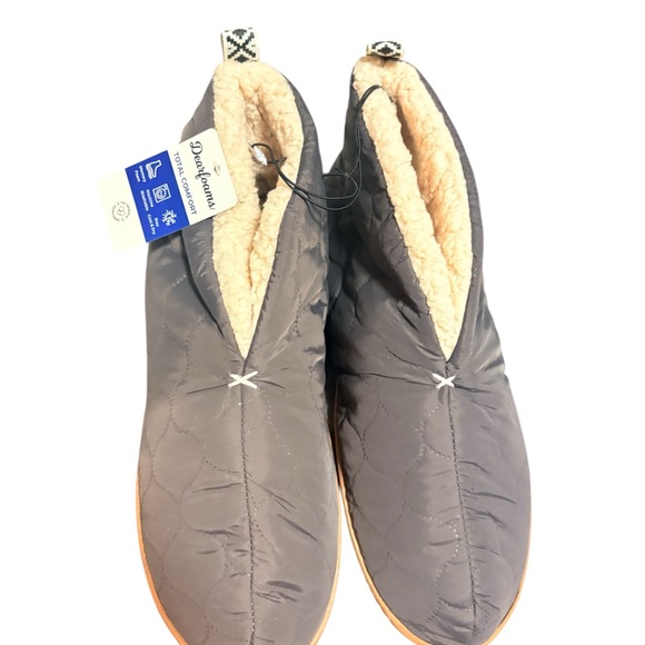 Cozy Black Quilted Women's Shoes - Picture 2 of 2